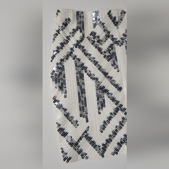 NWT Express Sequin Mini Skirt - Picture 6 of 6